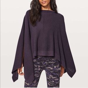 Lululemon Forward Flow Cape